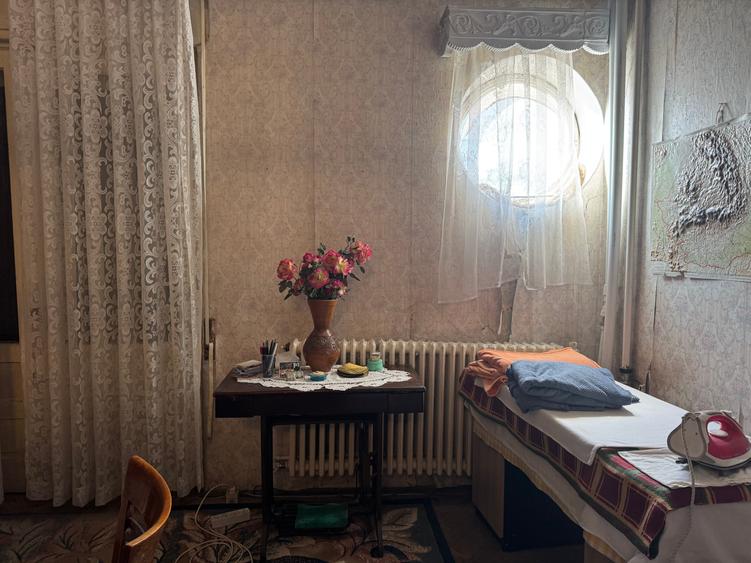 Vând apartament cu 2 camere str Mircea - 10