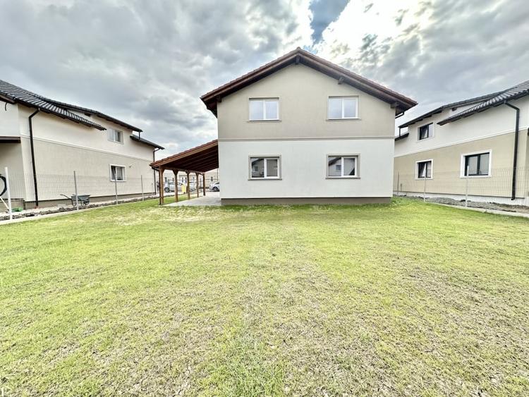 Casa individuala cu 5 camere si teren de 600mp - Mosnita Noua - 1