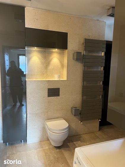 Apartament cu 4 camere în Central