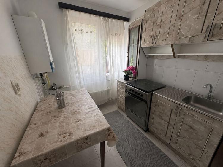Inchiriez apartament 2 camere ,zona volt - 5