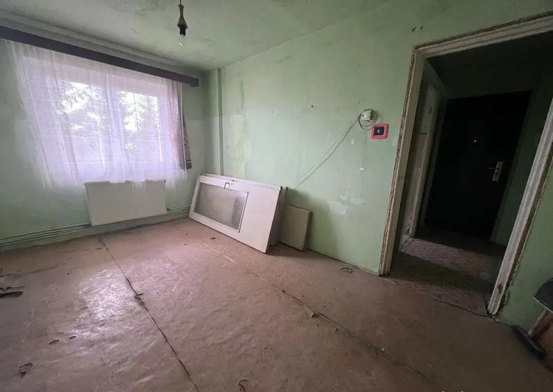 Apartament 2 camere , strada Bejan - 3