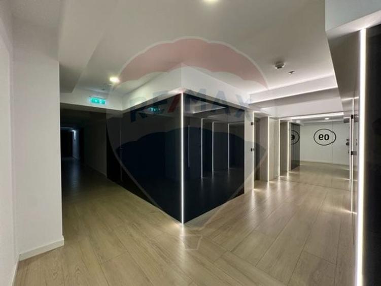 Vanzare apartament  cu 2 camere- mobilat/utilat  in zona Pipera - 9