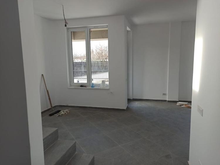 vila gata in duplex/5cam+2bai+150mp curte libera/comBerceni -Ilfov - 38