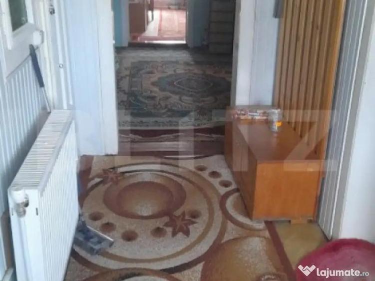 Apartament la casa, zona centrala, 100 mp utili, Radauti - 2