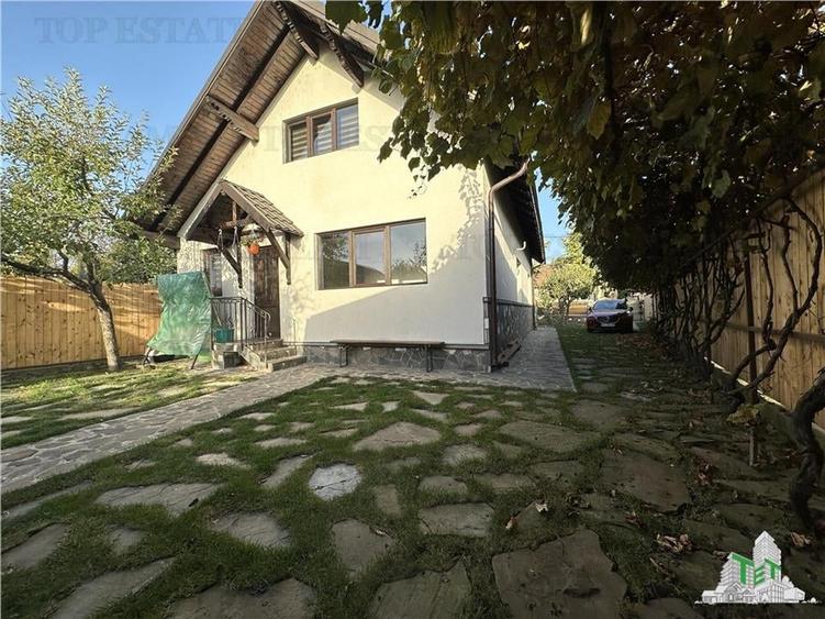 Vila cocheta  de vanzare 5 camere cu 436 mp teren si toate utilitatile, mobilata - 18