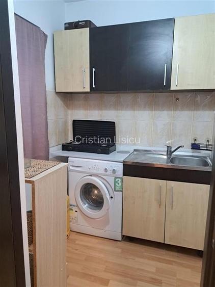 Apartament cu 1 camera mobilat si utilat etaj 3 zona Buziasului Apartament cu 1 camera mobilat si utilat etaj 3 zona Buziasului