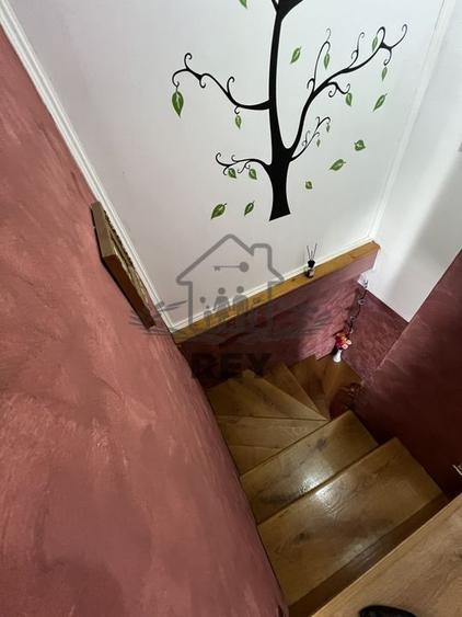 De vanzare- Apartament 3 camere str Luptei - 8