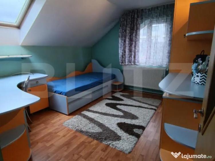 Casa de vanzare, cu 5 camere ?i un teren de 600 mp, zona u - 3