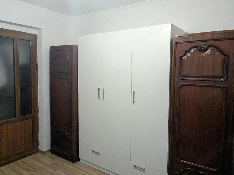 Camera de inchiriat in apartament 2 camere - 2