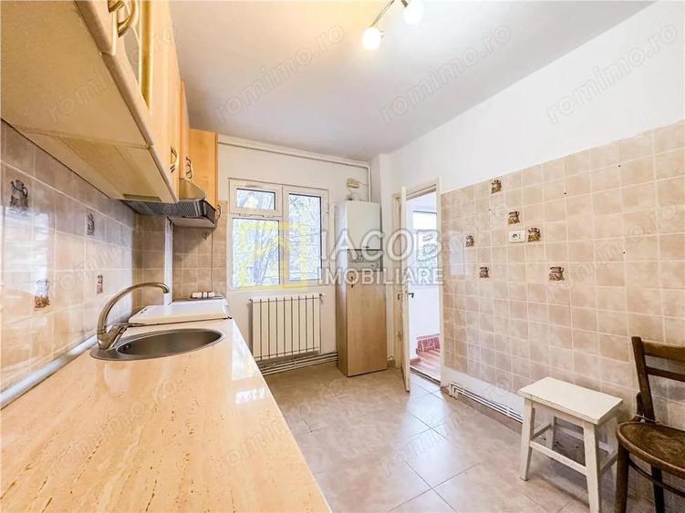 Apartament 2 camere decomandat - Energiei, Bacau - la 2 min de Centru - 7