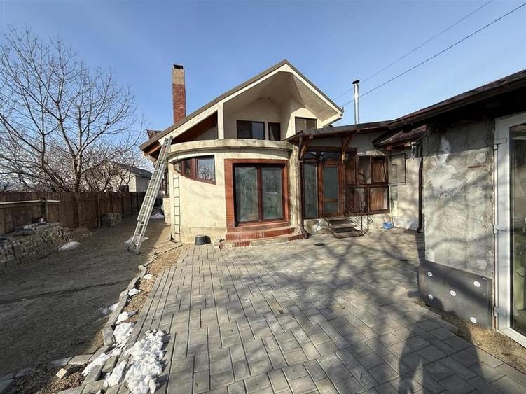 CASA UNIREA ODOBESTI - 8