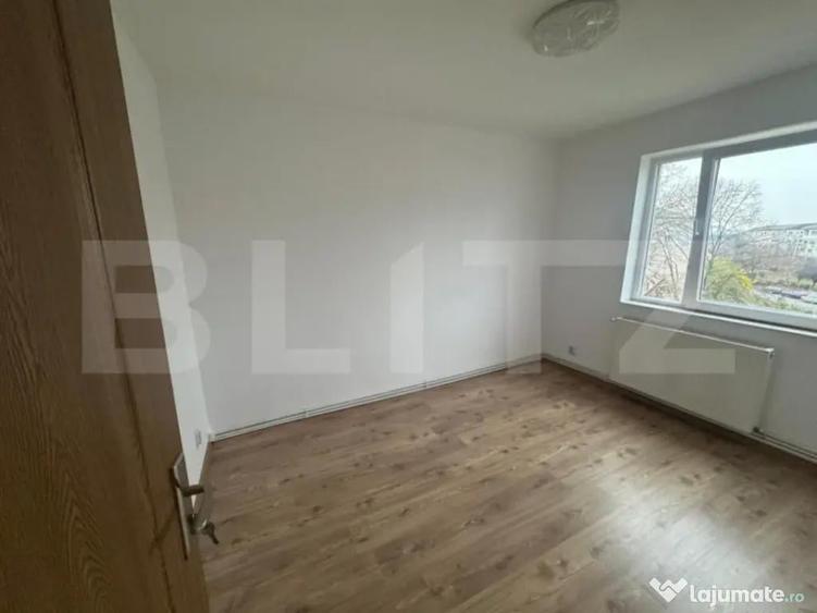 Apartament de vanzare, 36.21 mp, zona Micro 14 - 4