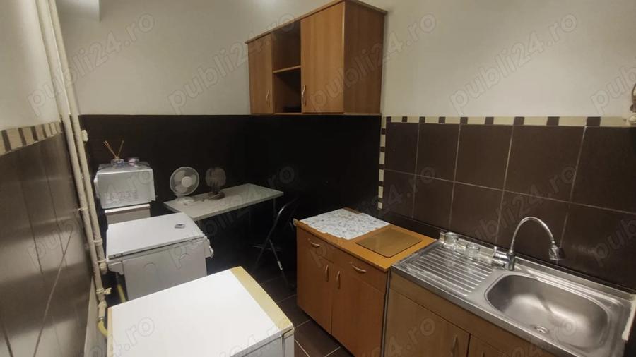 Garsoniera ultracentral, Armeneasca, centrala proprie. Contract ANAF. 350 euro - 3