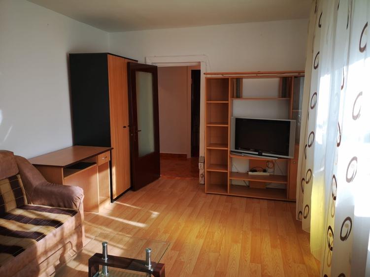 Drumul Taberei, Parc Moghioros, bloc 1978, et.3/10, decomandat, 55 mp - 4