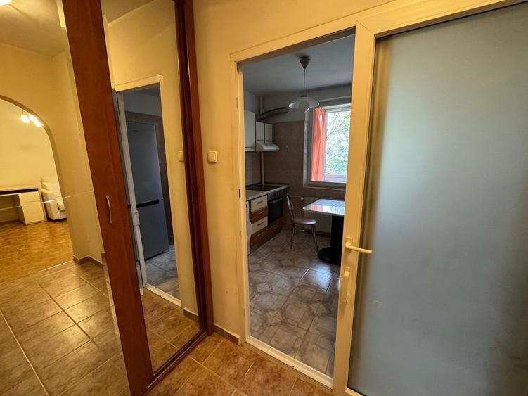 Inchiriere apartament doua camere mobilat/utilat Drumul Taberei metrou - 6