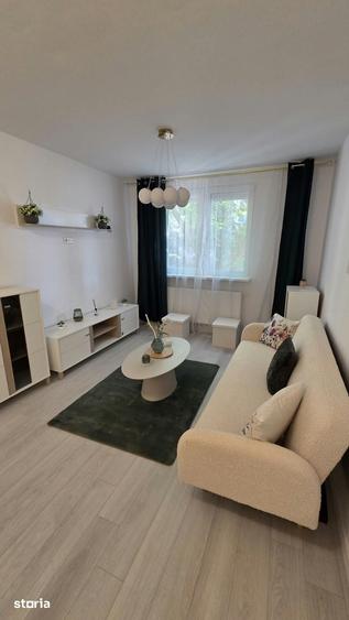 Apartament cu 3 camere decomandat în Carpați 1