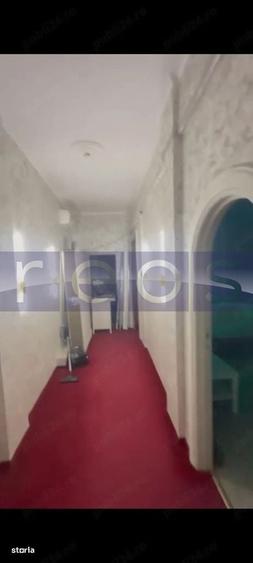 Apartament cu 4 camere decomandat în Central