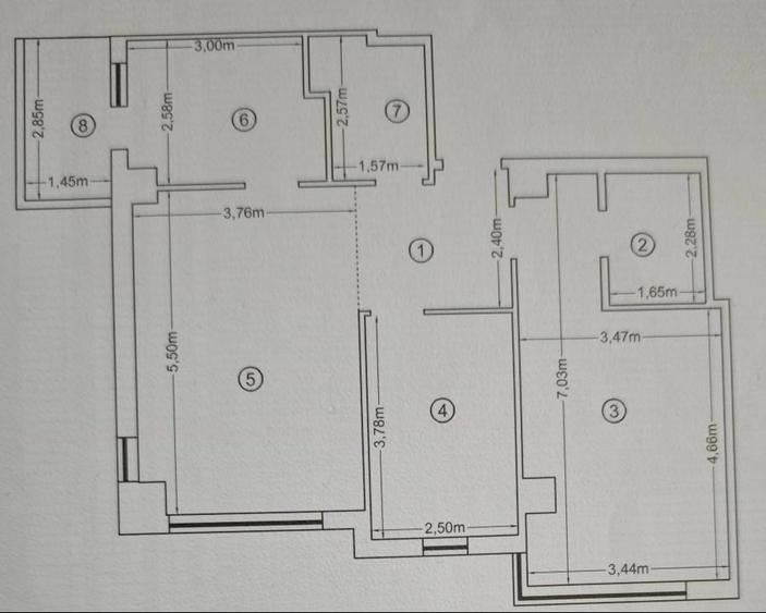 Apartament cu 3 camere decomandat, mobilat în Tătărași