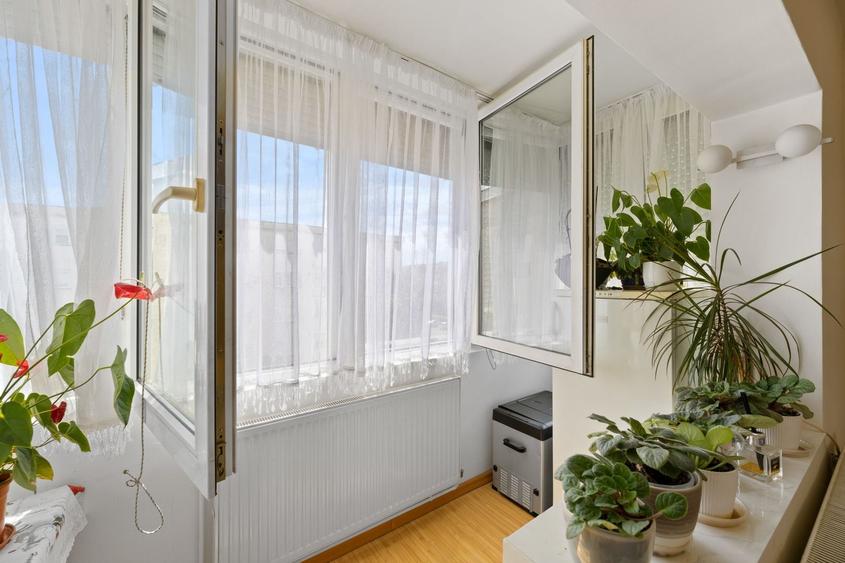 Apartament cu 3 camere decomandat, mobilat în Alfa