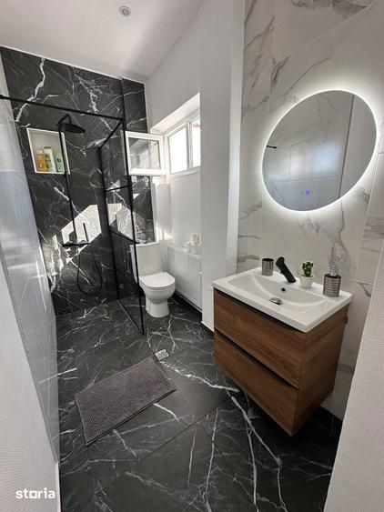 Apartament cu 2 camere nedecomandat în Romană