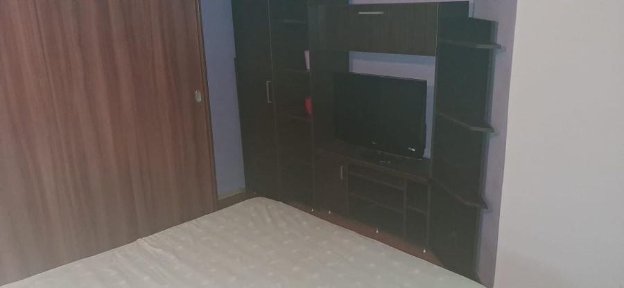 Apartament cu 3 camere decomandat în Florești