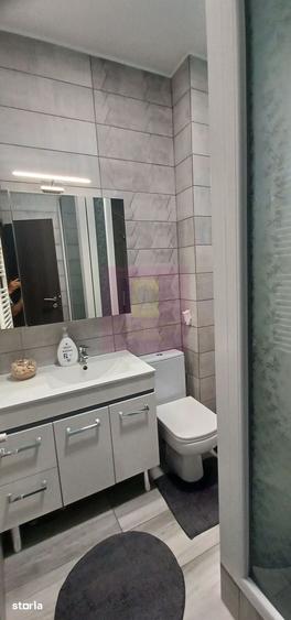 Casă cu 4 camere cu Teren 450 Mp în Săbăreni