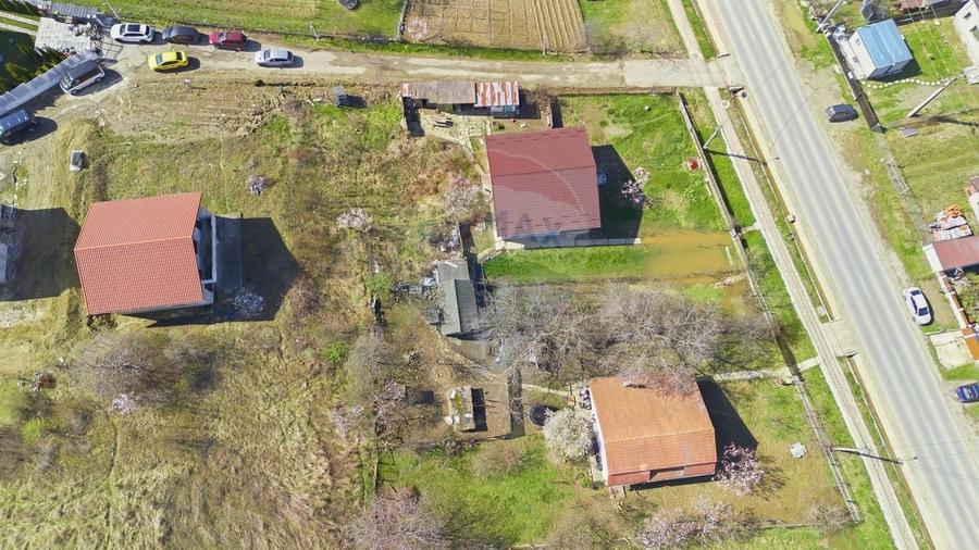 Casă individuală cu 5 camere cu Teren 800 Mp în Tomești