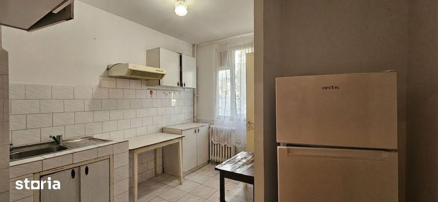 Apartament cu 2 camere decomandat în Drumul Taberei — fotografia 3