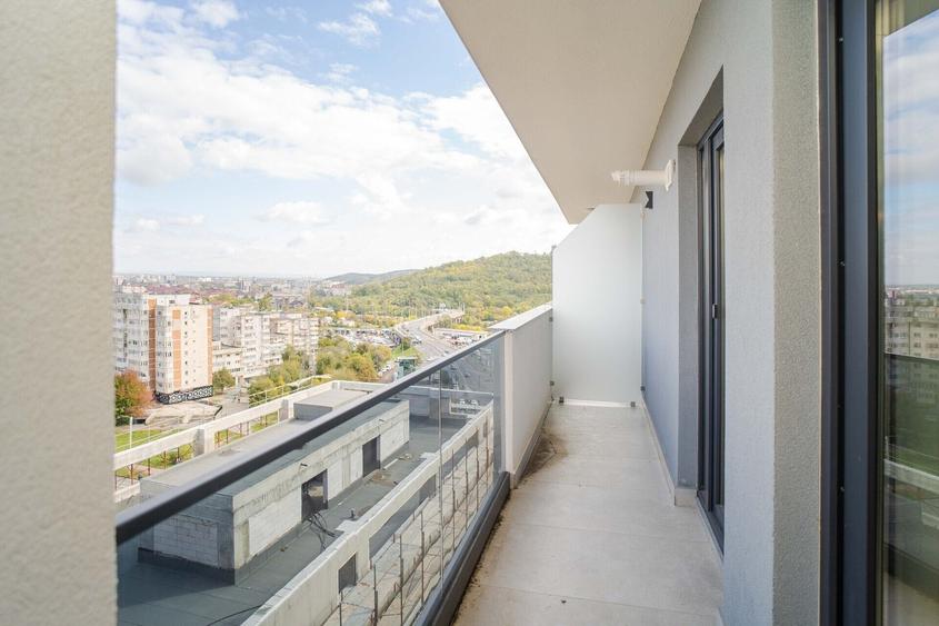 Apartament cu 2 camere decomandat în Nicolina