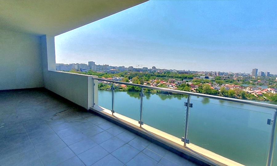 Apartament cu 3 camere semidecomandat în Morarilor