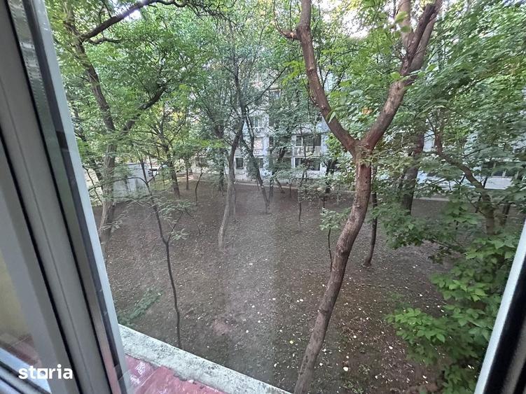 Apartament cu 2 camere decomandat în Berceni