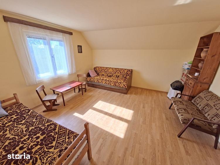 Casă cu 2 camere cu Teren 500 Mp în Bercu Roșu