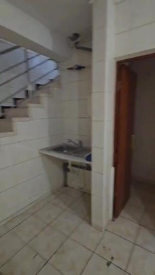 Spațiu comercial, de 22.719999313354 mp, în P-ța Romană