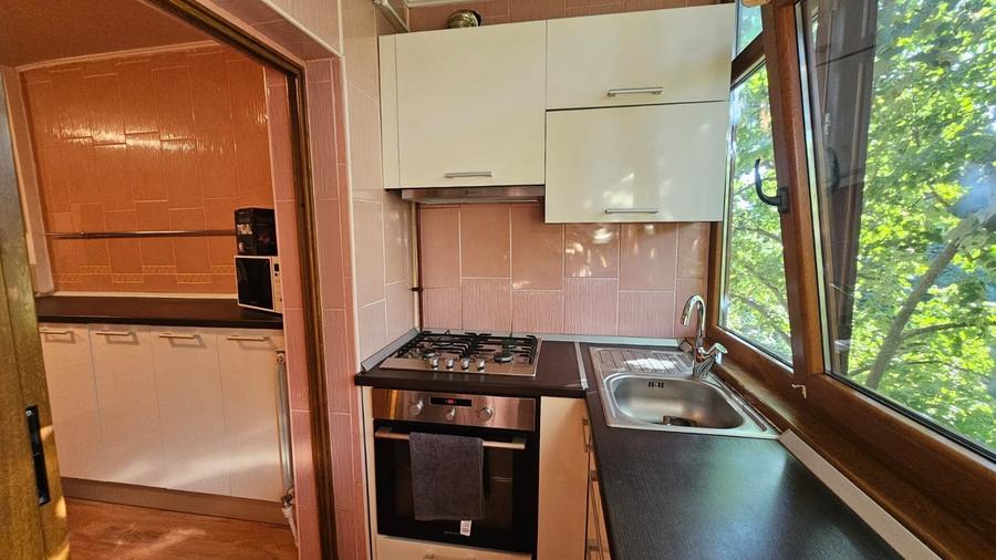 Apartament cu 3 camere decomandat în Țiglina 3