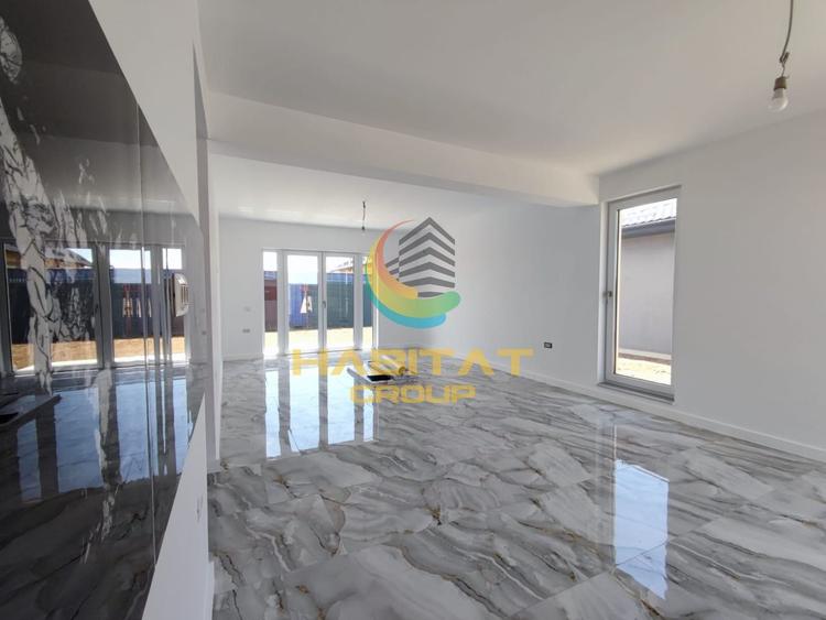 Casă individuală cu 3 camere cu Canalizare în Vidra