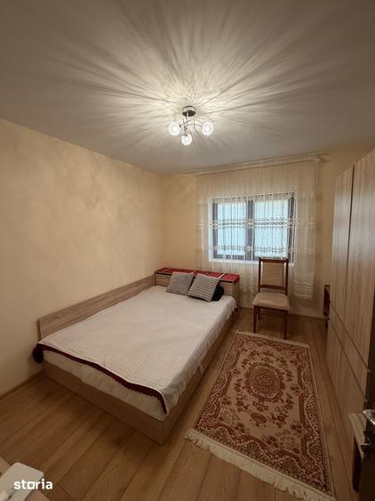 Casa spa?ioasa 8 camere, curte 817 mp, pozi?ie centrala, Hera?ti - 14