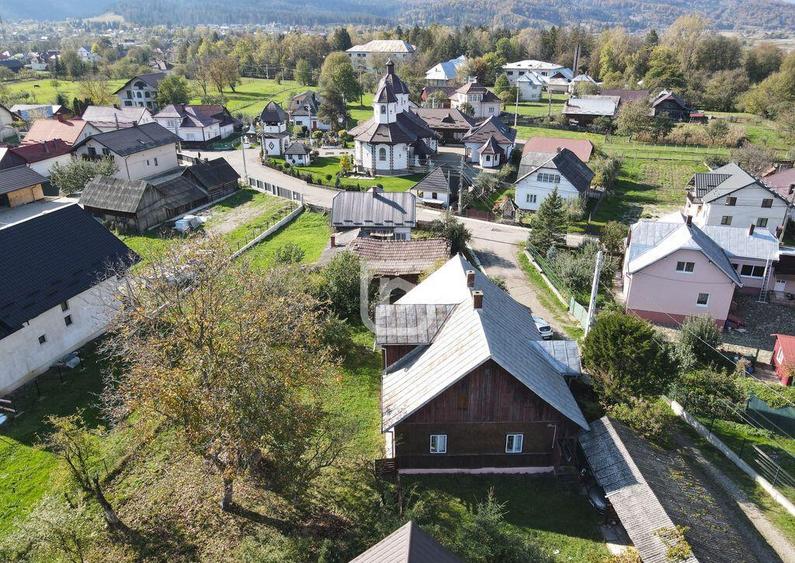 Casa traditional bucovineana la poalele muntilor Bucovinei - 23