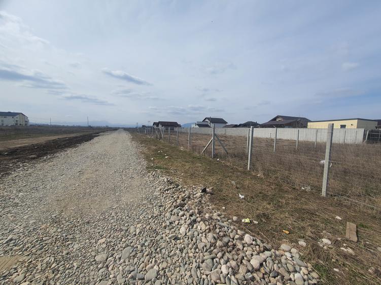 Teren rezidential Sanpetru – Brasov zona de case - 1