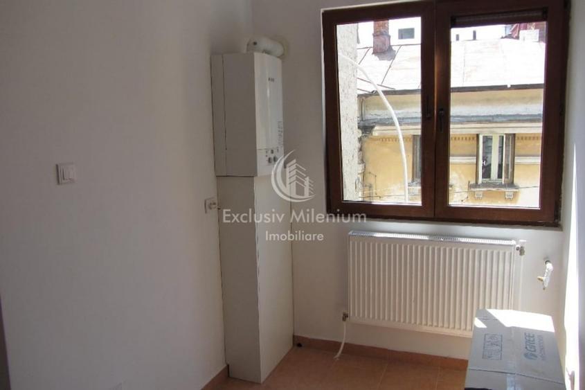 Etaj 1 Vila 4 camere Birouri Sfantul Stefan-Calea Calarasi - Popa Soare - 7