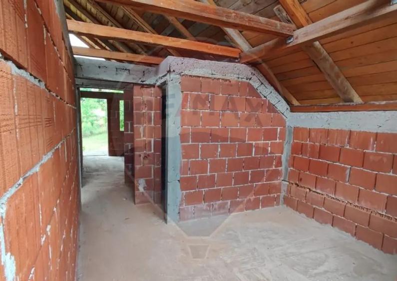 Casa de vacanta cu 6 camere de vanzare Suncuius - 17