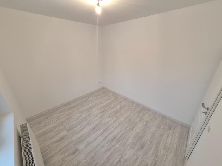 2Cam--Parter-Bloc Nou-Renovat-7Min Spitalul Judetean-Centrala- 1loc Parcare-53MP - 8