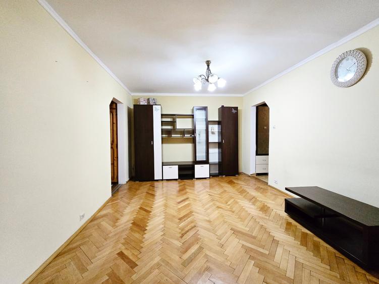 Apartament 3 camere, etaj 1- zona Micalaca - 1