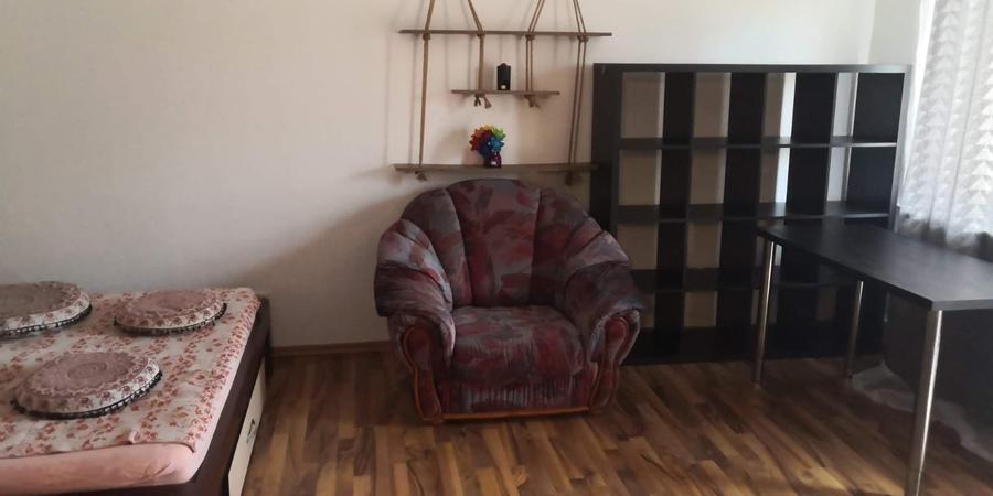 Garsoniera Mall Vitan, 10 minute de metrou, mobilata si utilata modern, libera - 5