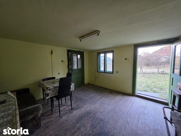 Pre? mic! Casa solida + teren generos 1887 mp ideal renovare - 15