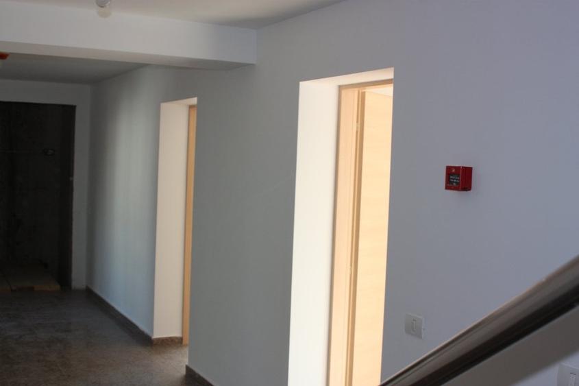 Vanzare imobil birouri pretabil investitie, inchiriata integral - 23