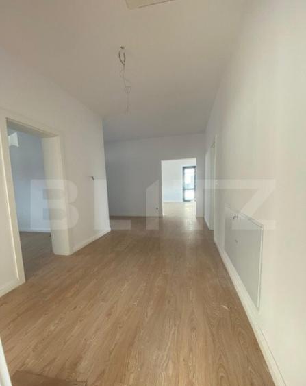 Casa spa?ioasa de vanzare, cu 4 camere, 120 mp, zona Unir - 3