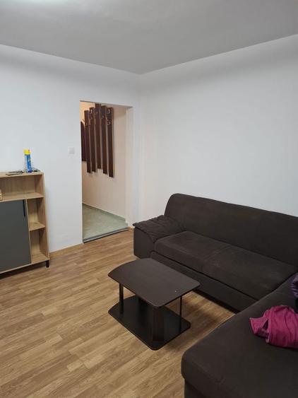 De inchiriat apartament 2 camere. - 1