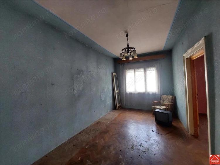 Casa cu spatiu comercial, zona Intim - 9