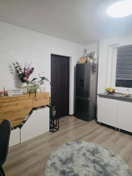 Apartament zona Vivo , 43 mp utili , parter inalt , mobilat si utilat - 5