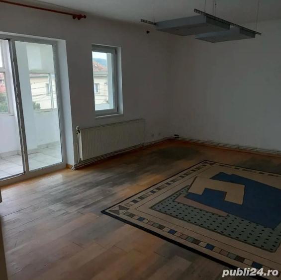 Comisin 0 % - Oferim spre inchirie ap 3 camere pe str. Garibaldi - 1